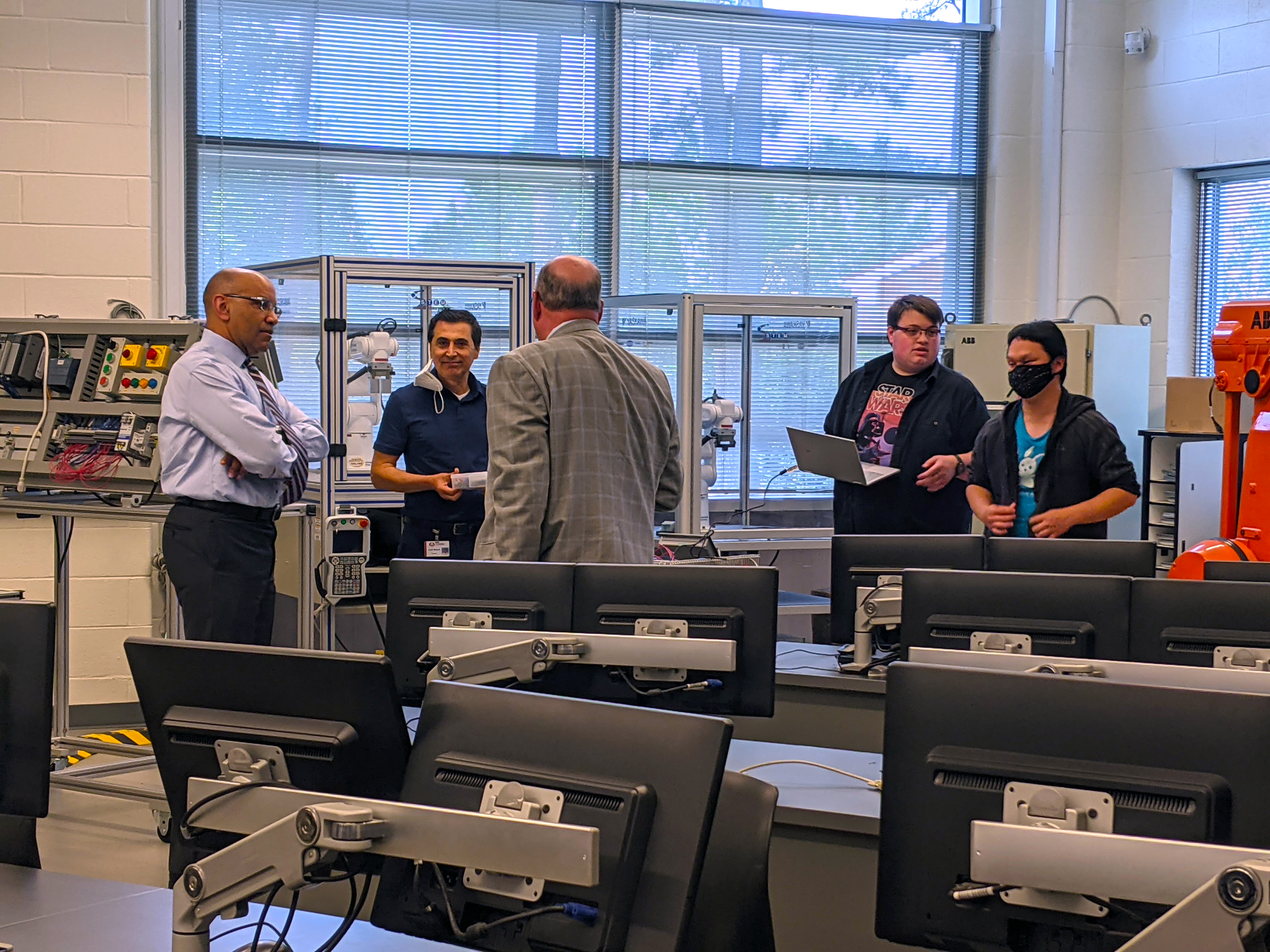 President Stith in Mechatronics lab